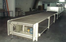 Объект: Конвейер с нержавеющей сеткой в печи на производстве багетов