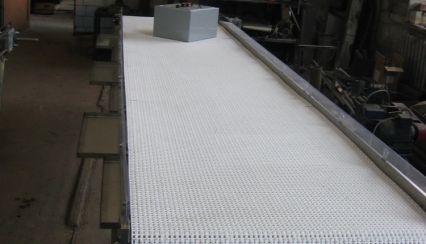 Новый модульный конвейер для круассанов  доставлен ОАО МАКФА