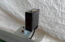 Прямой ленточный конвейер используется для транспортировки картонных коробок весом до 3 кг - фото 3