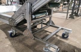 Ленточный L-образный конвейер для термопластавтомата для Группы компаний «ИНКОЭР» - фото 3