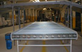 Объект: Конвейер с сетчатой лентой для питы