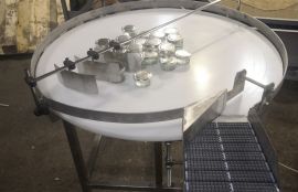 Объект: Вращающийся накопительный стол для линии по маркировке банок для компании 