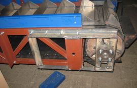 Ленточный конвейер с металлическими ковшами для песка - фото 3