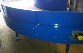 Объект: Ленточный поворотный конвейер для чемоданов