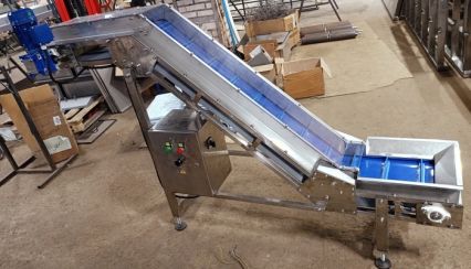 Z-образный ленточный конвейер для компании «Русский мороз» (ООО «ПОЛЮС»)